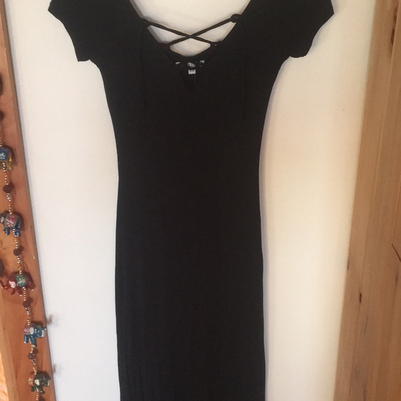 Velvet Torch- MAXI DRESS - Picture 3 of 3